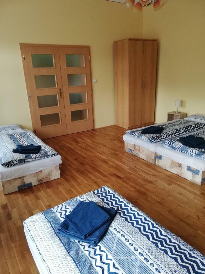 Apartmany Pod Divadlem زنويمو المظهر الخارجي الصورة